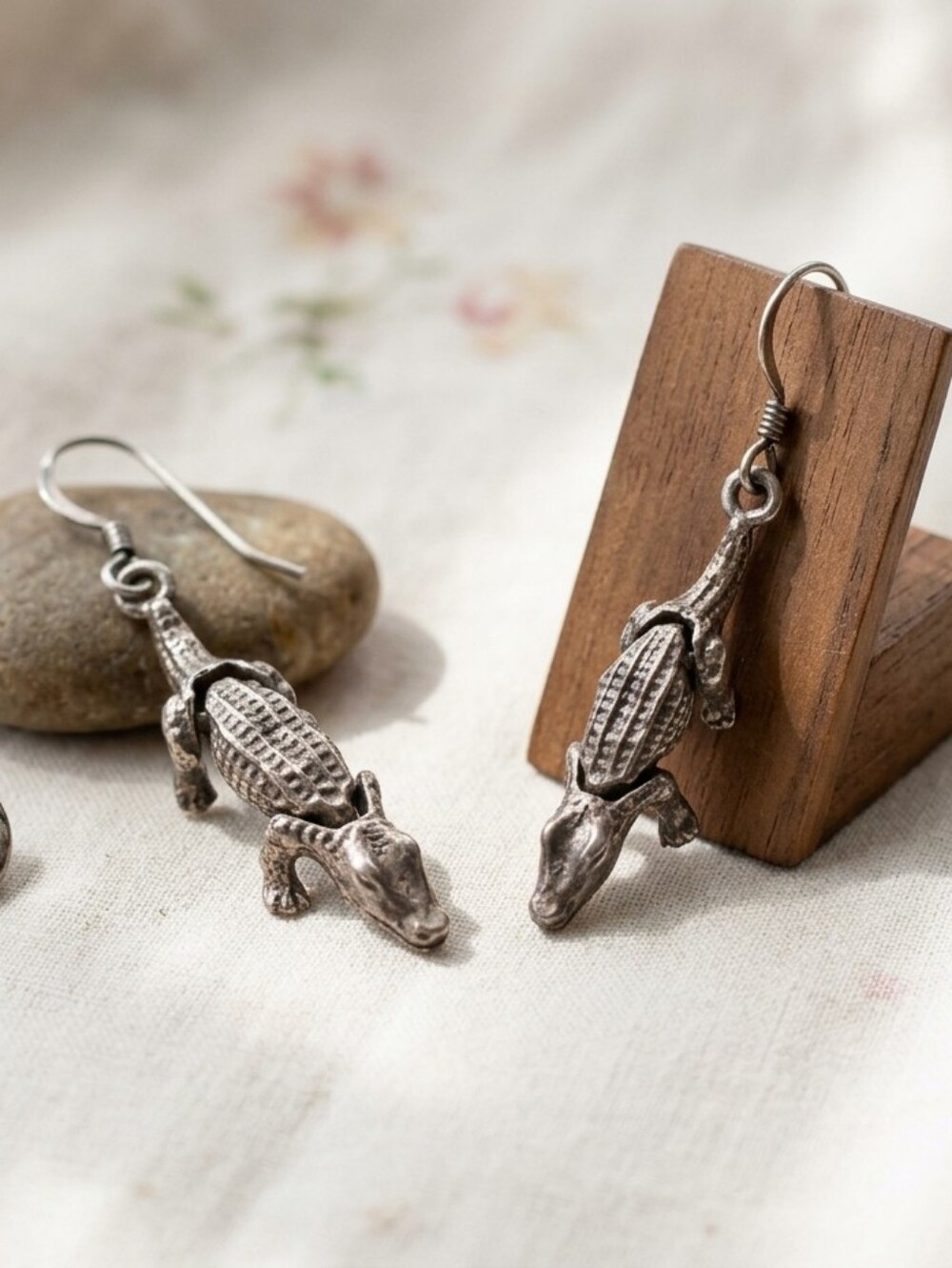🌙🐊Vintage 925 Sterling Silver Articulated Alligator Crocodile Dangle Earrings